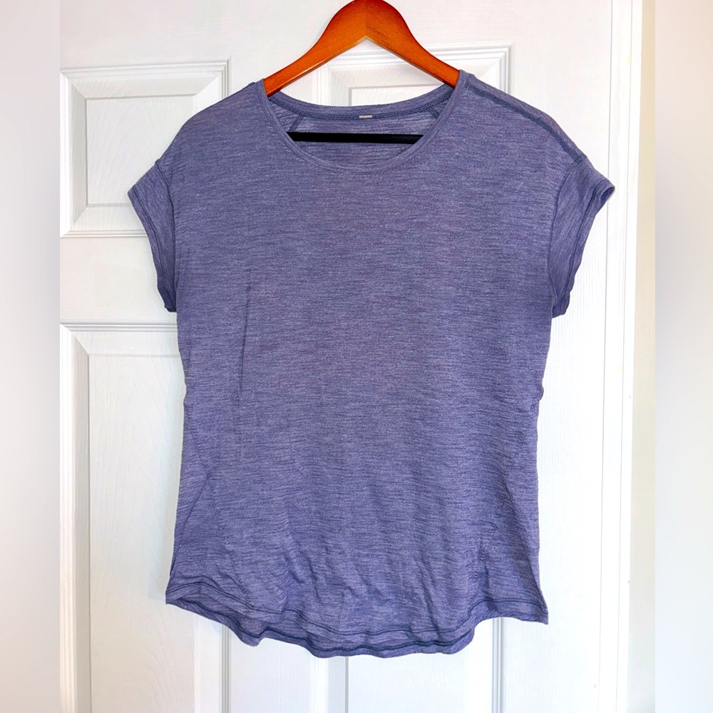 Lululemon Short Sleeve Workout Top Size 4